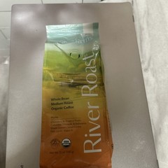 Grace Farms, Organic Whole Bean Coffee, River Roast Blend (Colombia, Ethiopia, I