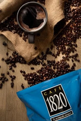 Café 1820 Premium Whole Bean Kilo from Costa Rica (2.2 lb./1 Kilo, 1 Pack)