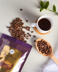 Colombian Whole Bean Dark Roast Coffee – 100% Arabica, Smooth & Sweet, 12oz