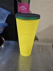 Starbucks Hawaii 24oz Pineapple Studded Cold Cup Tumbler Yellow Green NEW