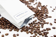 Caramel Creme, Whole Bean Coffee, Fair Trade, Premium Light Roasted Gourmet W…