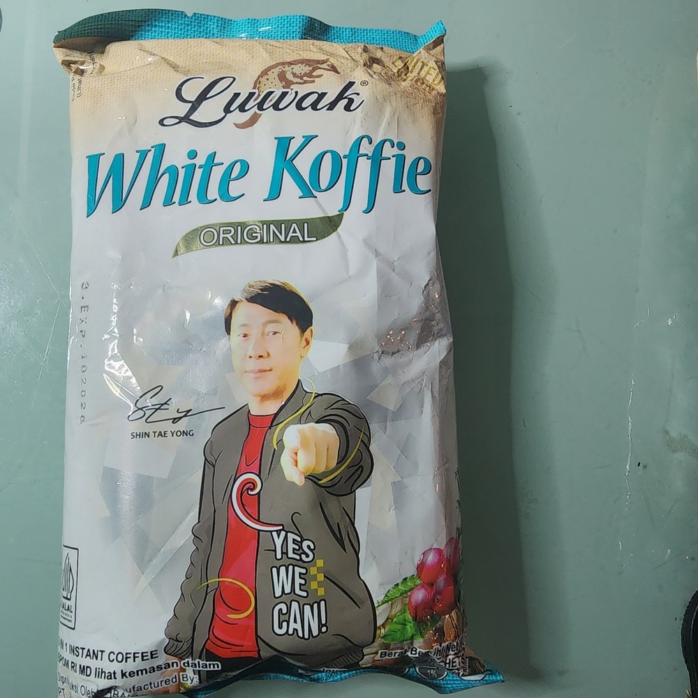 Luwak White Coffee Original Kopi Instan [20 g/ 9 sachet]