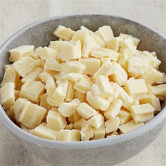 Barry Callebaut .6M White Chocolate Chunks 30 lb. WS-409C2010601