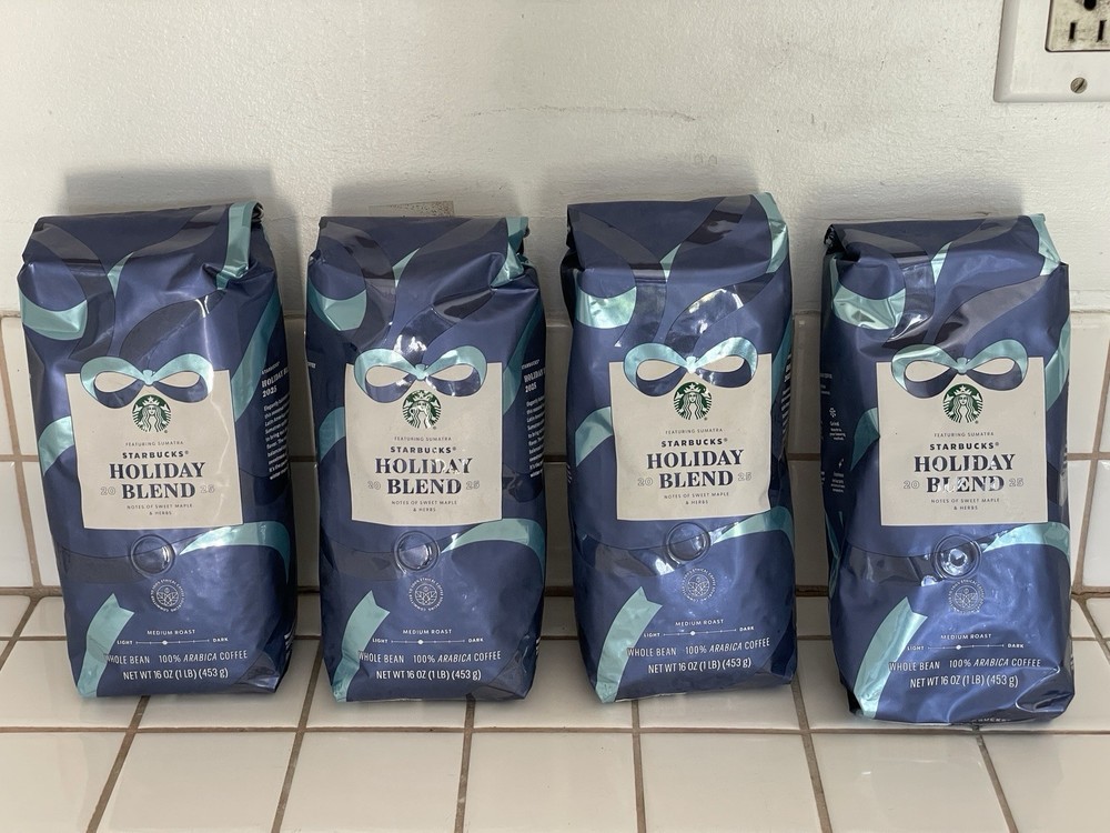 Starbucks (4) 1lb 2025 HOLIDAY BLEND Whole Beans Medium Roast