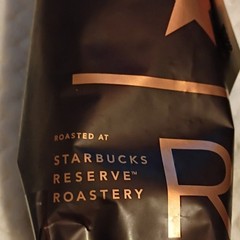 Starbucks Reserve Rwanda Sholi Kundwa Light Roast Coffee Beans, Golden Currant