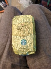 Starbucks 3-Region Blend, 2012. 8 Ounces, Whole Bean, Never Opened. Med Roast