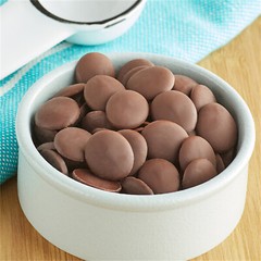 Cacao Barry Heritage Mi-Amere Dark Chocolate Pistoles 11 lb. WS-409BQ58MIAM