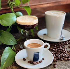 Lavazza Espresso Italiano Whole Bean Coffee Blend, Medium Roast,Premium Quality