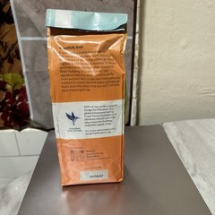 Grace Farms, Organic Whole Bean Coffee, River Roast Blend (Colombia, Ethiopia, I