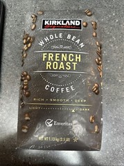 Kirkland Signature French Roast Whole Bean Coffee Dark Roast, 2.5 Pounds